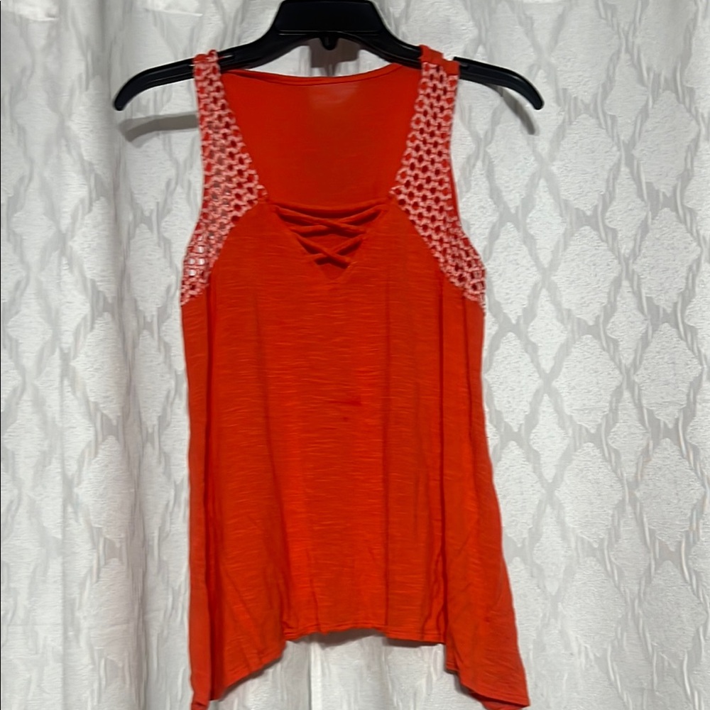 Red Sleeveless Top